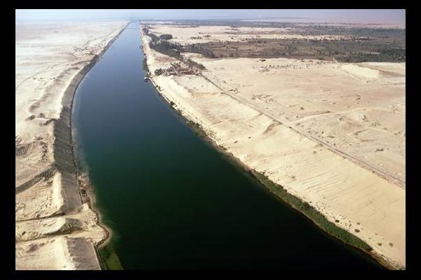 Строительство нового Суэцкого канала подходит к концу - фото 1