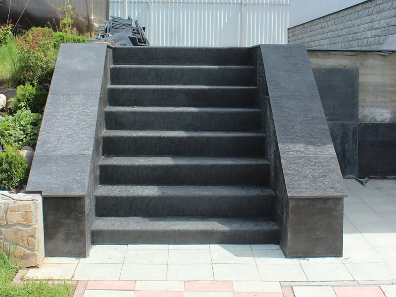 Отделка лестницы из бетона по технологии C3: крыльцо, не скользящее при любой погоде - фото 5