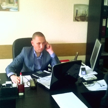 Максим Анатольевич