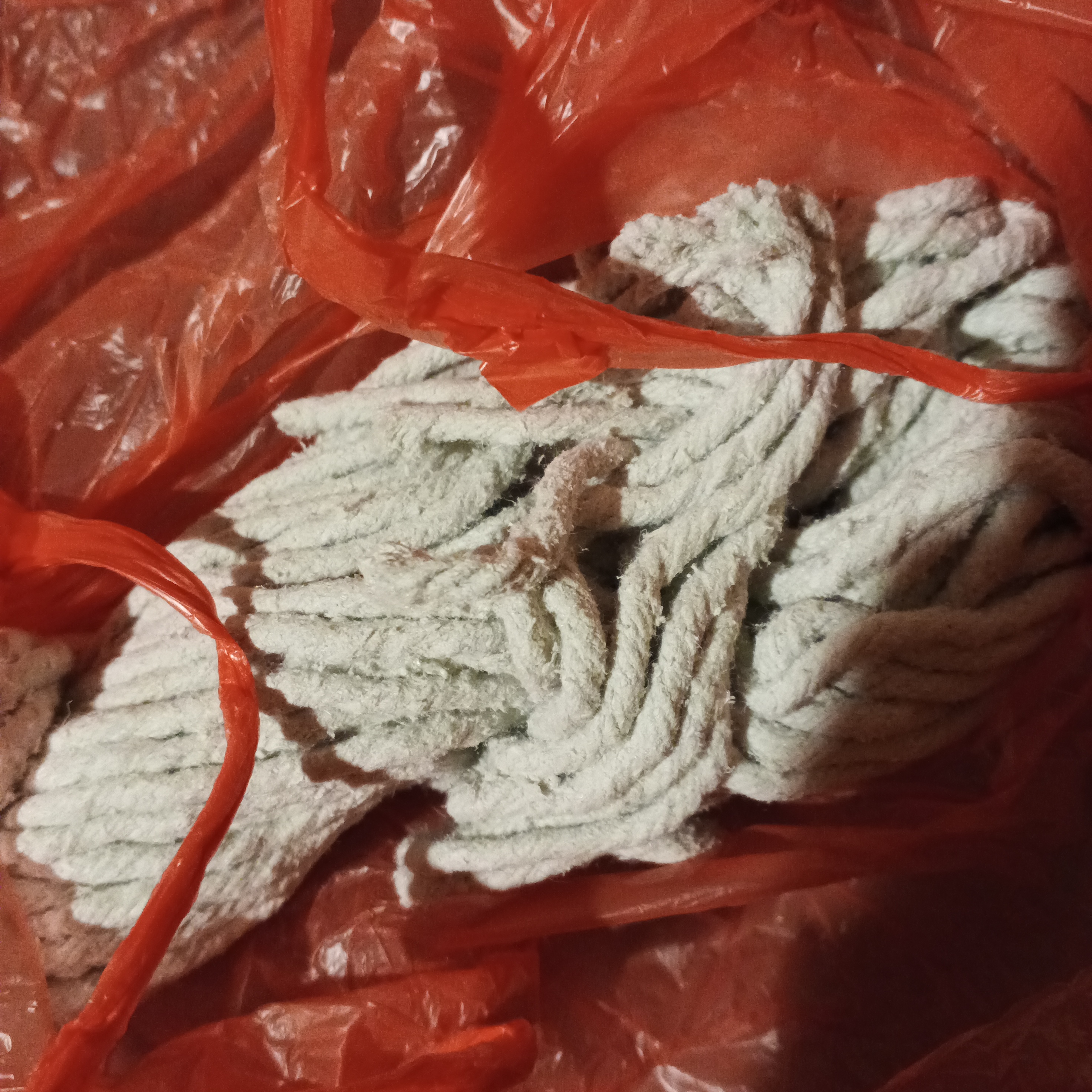 17633053915687114177647885330495