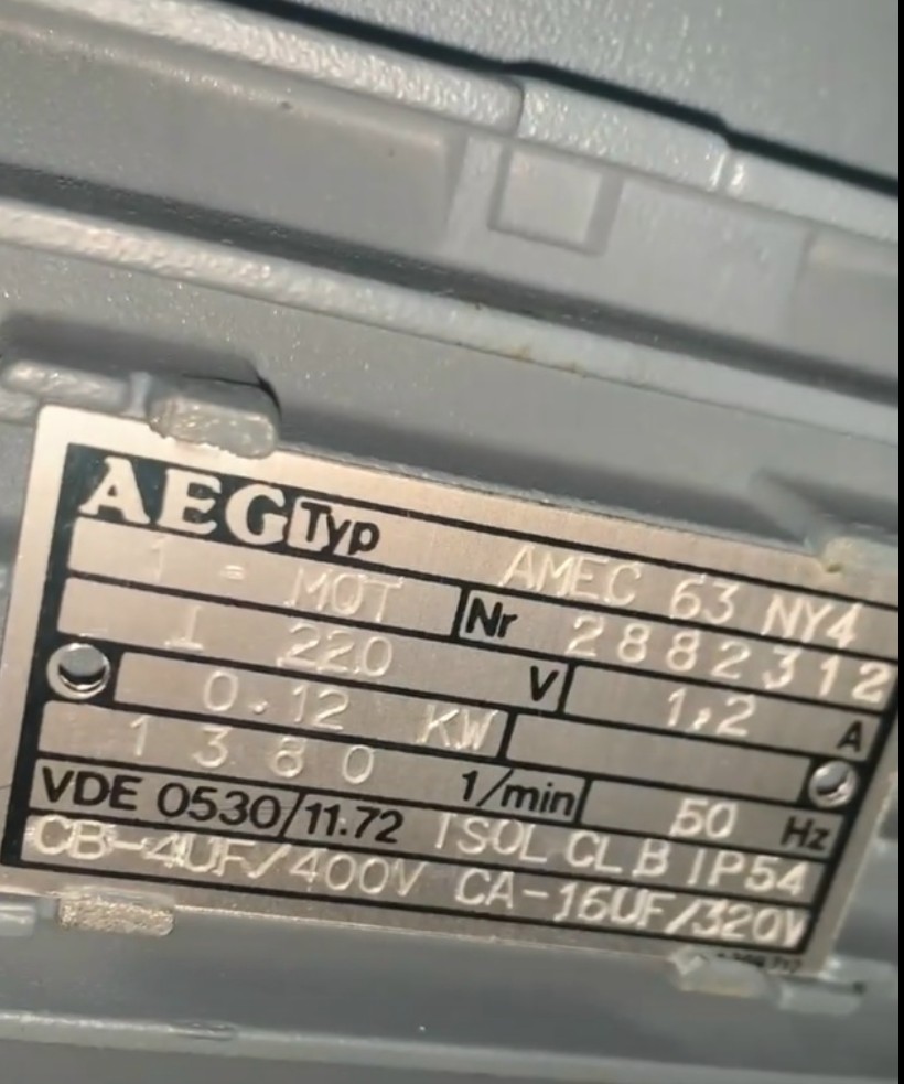 1000585501