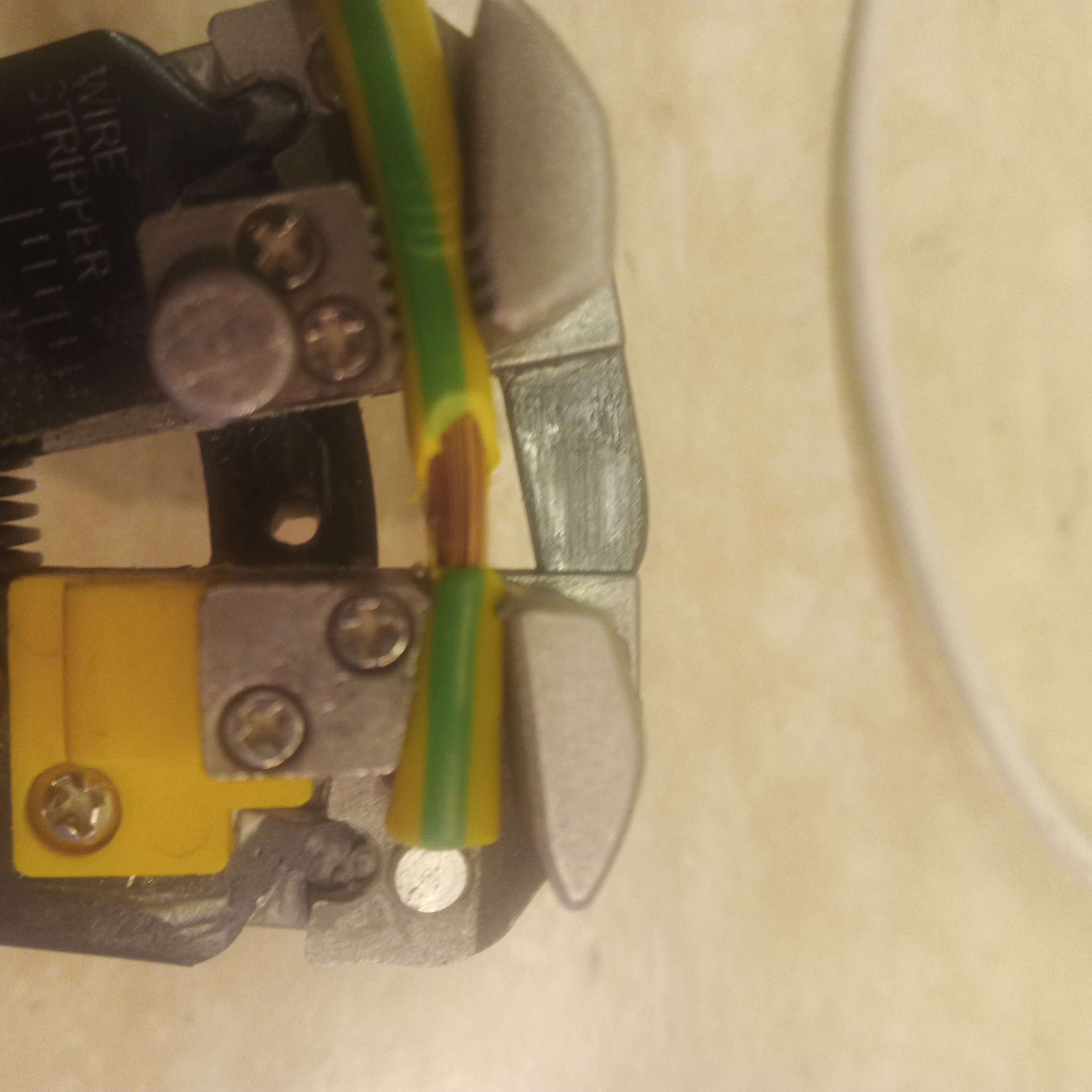 17704725623716636045153362965629