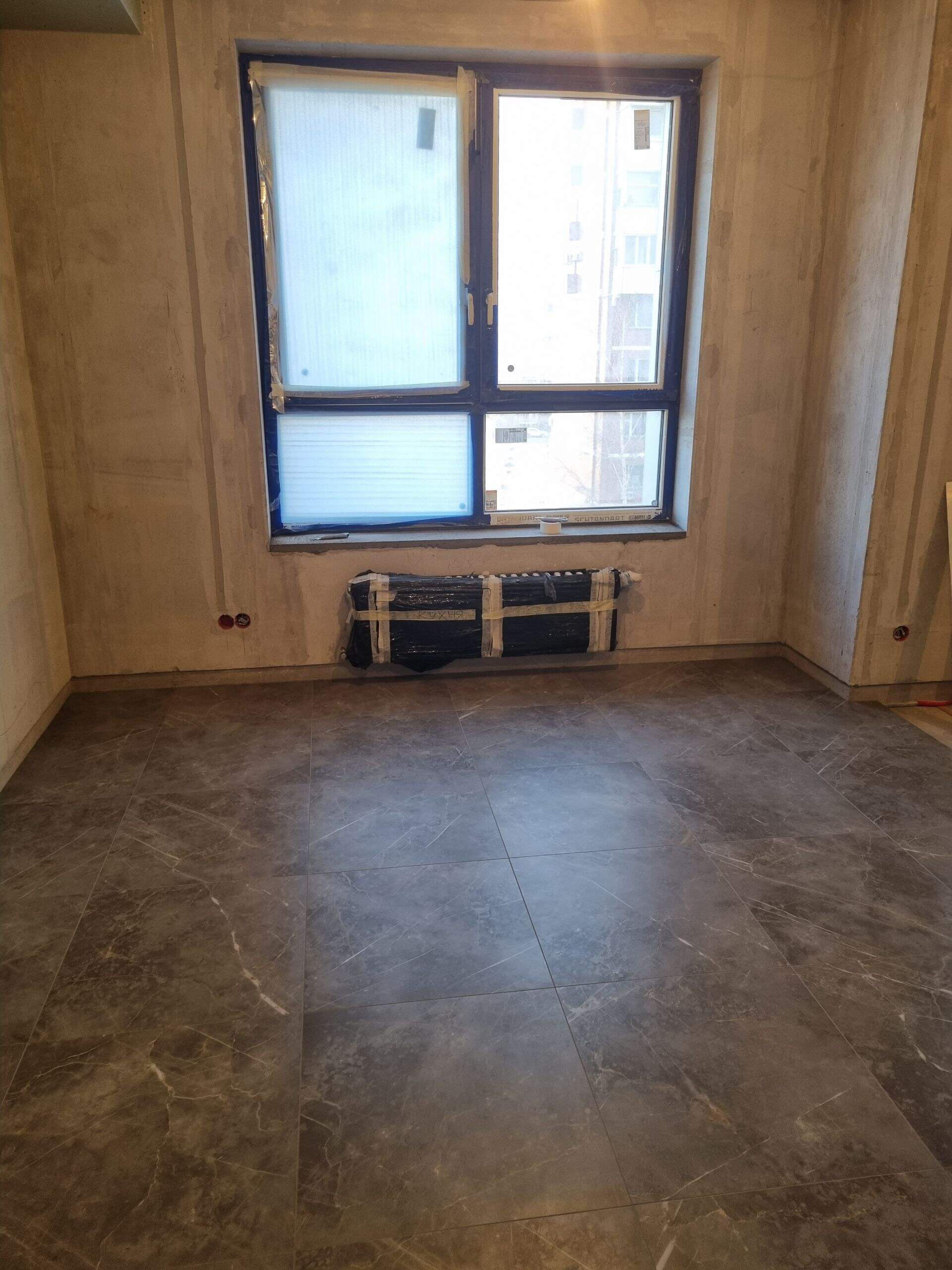 укладка на пол кухни