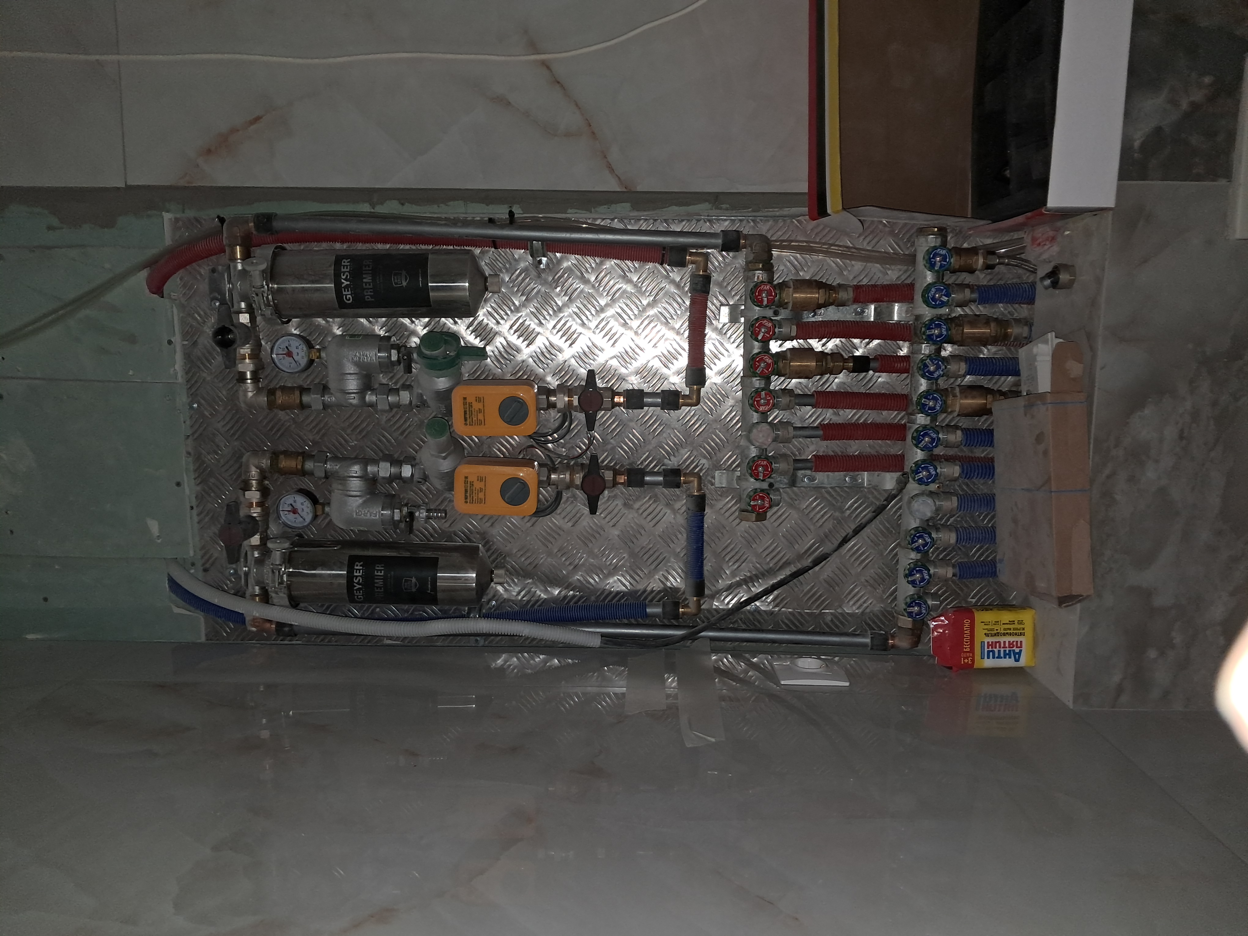 Очередная переделка сантехшкафа в жк ,,City Bay".