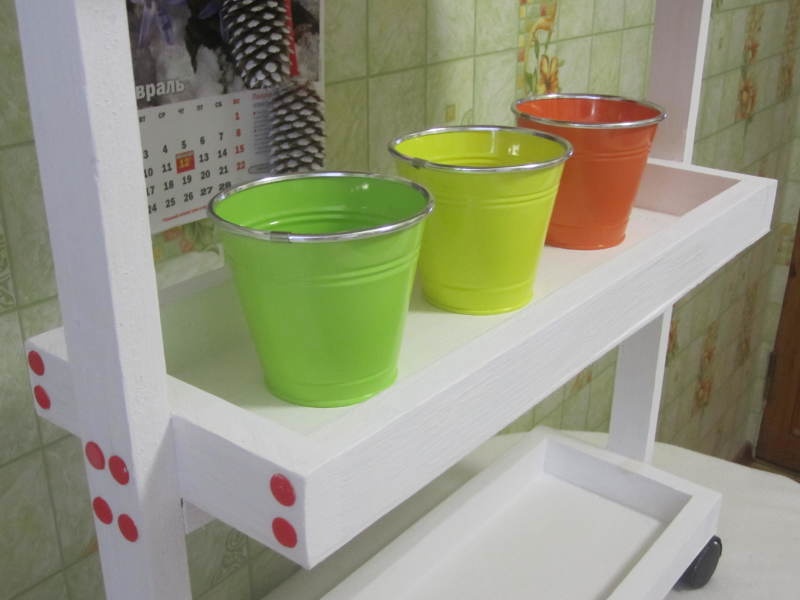 Полочки на колесиках! 