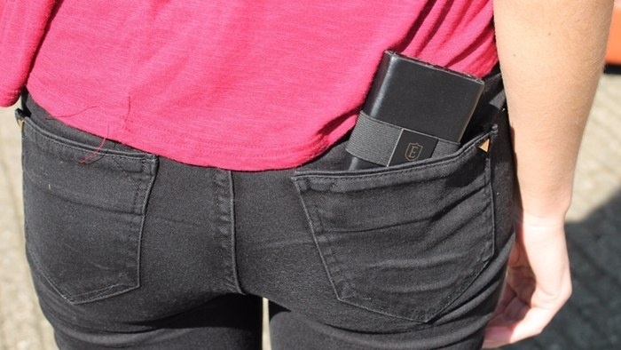 Смарт-бумажник Ekster защитит не только деньги, но и смартфон