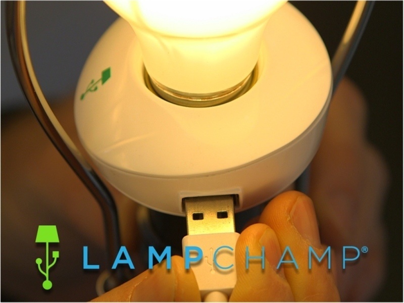 С LampChamp настольная лампа станет зарядкой для смартфона